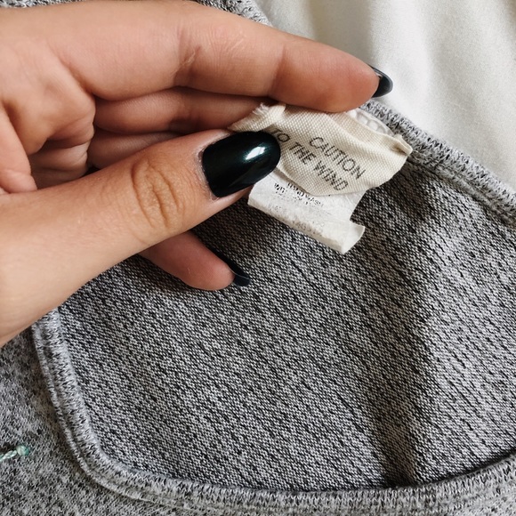 Flowy Gray Top - Picture 2 of 4